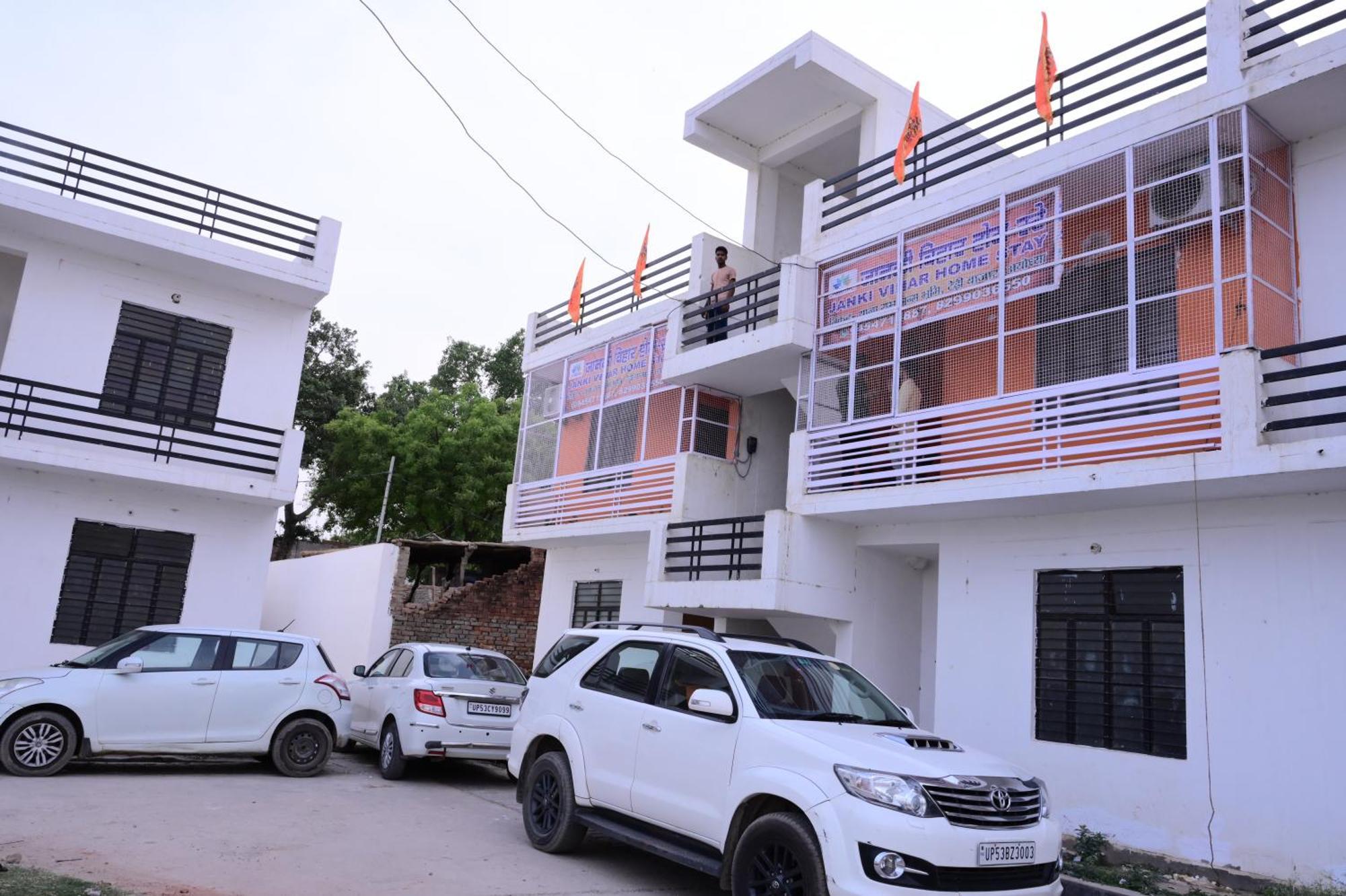 Jankivihar Homestay At Prahladghat Within 1Km From Shri Ram Mandir Ayodhya Eksteriør billede